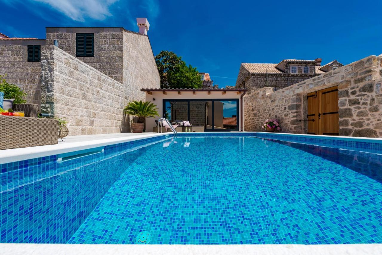 קאבטאט Villa Luigi With A Pool מראה חיצוני תמונה