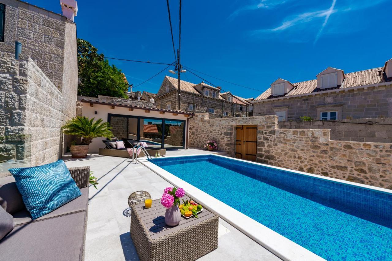 קאבטאט Villa Luigi With A Pool מראה חיצוני תמונה